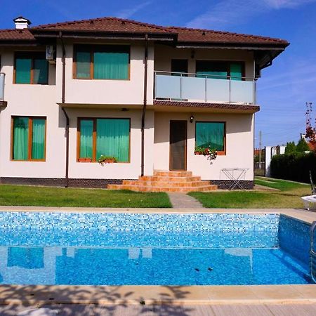 Вила Помело - Family Villa Pomelo Bŭlgarevo Εξωτερικό φωτογραφία