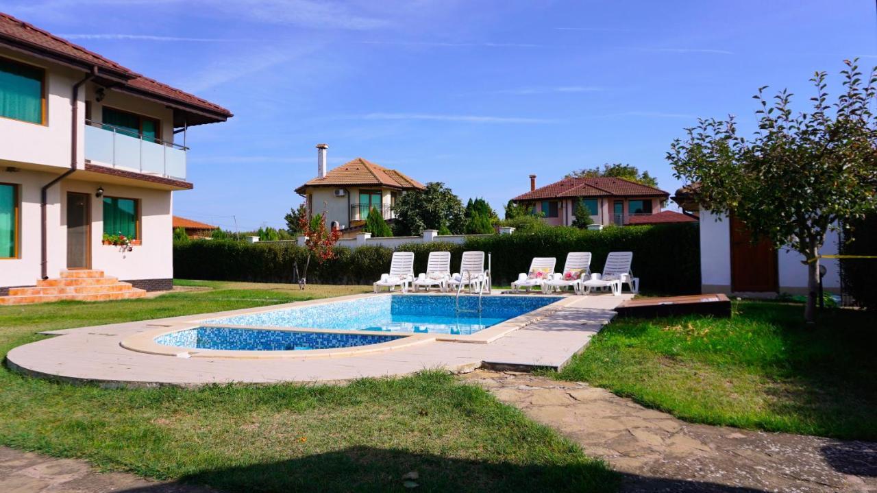 Вила Помело - Family Villa Pomelo Bŭlgarevo Εξωτερικό φωτογραφία