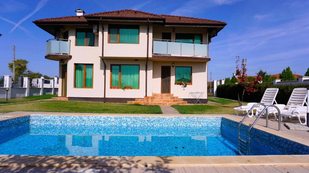Вила Помело - Family Villa Pomelo Bŭlgarevo Εξωτερικό φωτογραφία